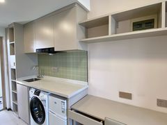 -东方体育中心(地铁站)