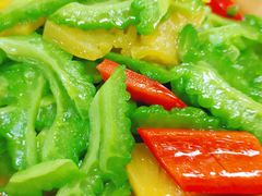 苦瓜炒菠萝-城林園·老滇味