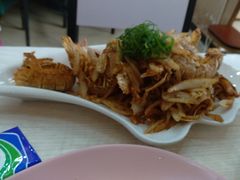 -覃记海鲜美食餐厅
