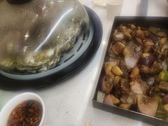 -老东镇啤酒屋海鲜加工·蒸汽海鲜·海鲜烧烤(台东店)