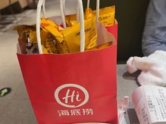 -海底捞火锅(新松江路生日主题店)