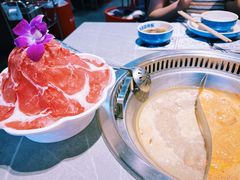 -生活如沸·顺德水牛奶火锅(人民广场店)