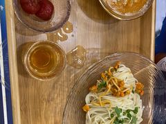 -HIHE Bistro·Oyster Bar(华熙live店)