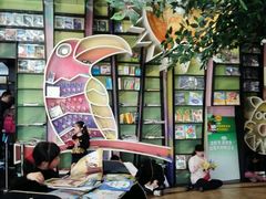 -钟书阁(松江泰晤士小镇店)