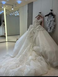 -MISS MIA 婚纱品牌馆