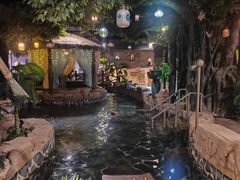 -泉城欧乐堡戏水湾艺术养生温泉