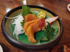 三文鱼刺身-桃太郎寿司料理(南坪店)