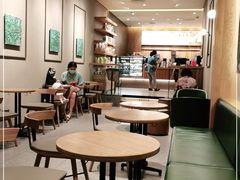 大堂-星巴克(广州淘金路店)