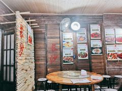 -小球滚滚湘菜馆·烤鱼·口味虾(太平街店)