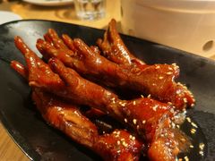 连骨头都不剩的鸡爪-佬肥猫(周浦万达店)