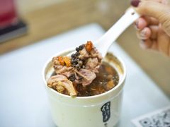 胡椒猪肚炖鸡汤-信行丰炖品皇店(光孝路店)