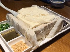 -95号酱骨·一块豆腐(展春园西路店)