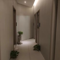 -PE SALON
