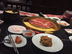 澳洲极品肥牛-猪啊牛呀羊啊铜盘烤肉(正大广场店)