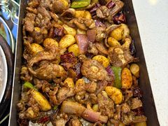 -老东镇啤酒屋海鲜加工·蒸汽海鲜·海鲜烧烤(台东店)