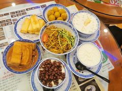 -捷信牛奶甜品世家(学府店)