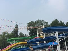 -青年湖公园水上世界