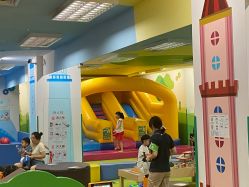 -莫莉幻想儿童乐园(绍兴金帝银泰城店)