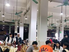 大堂-标记美食新鲜猪杂(兴南大道店)