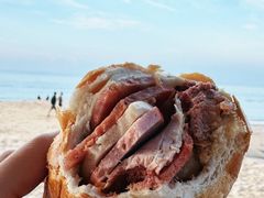 -Bánh Mì Huynh Hoa