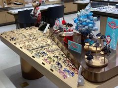 -吴良材眼镜(美罗城店)