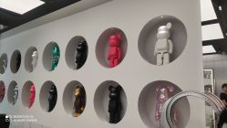 -PE SALON