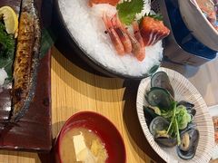 -花和海鲜自助(梅江店)