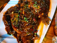 -捌贰虾蟹·江湖菜馆(江汉路店)