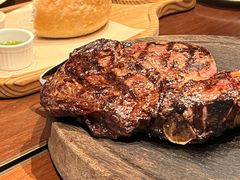 -恰餐厅及酒吧 CHAR Bar & Grill (北京丽都皇冠假日店)