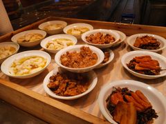 -老乡鸡(上海白玉兰广场店)
