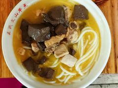 -文山荷鲜居(翠湖店)