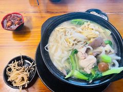 秀才砂锅米线-丽虹云南过桥米线(兴工街店)