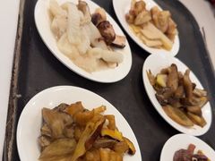 -天宜隆蘑菇宴火锅(石景山旗舰店)