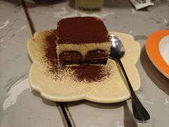 -必胜客(欢乐颂店)