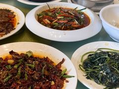 -代术连山回锅肉创始人餐厅(小学店)