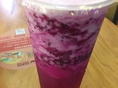 红果小桃气-沪上阿姨·精选茶饮(惠山万达店)