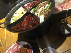 -白乐天毛肚火锅馆(南滨路店)
