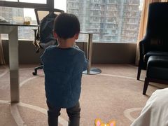 -上海虹桥西郊假日酒店