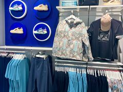 -百年港湾奥特莱斯(香炉礁店)