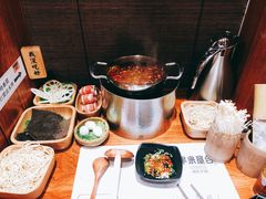 -独食火锅·半米屋台(直营总店)