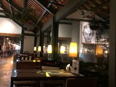 -喜洲吧·江畔老船厂·庭院餐厅(喜临院店)