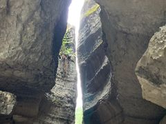 -梭布垭石林景区