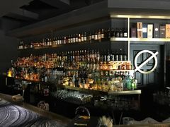 -UNI UNI(环亚凯瑟琳店)