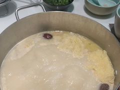 -洪氏嗨捞·猪肚鸡火锅(阳光天地店)