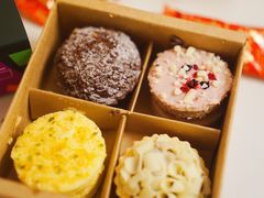 -星巴克(郑州曼哈顿广场店)