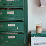 外滩附近的蓝色拿铁P.C.R ☕️