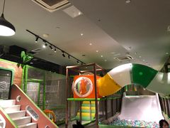 -zoonana室内动物园(东方福来德店)