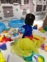 -MINI MARS KIDS CLUB亲子家庭中心(长宁天山店)