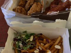 -BHC炸鸡(明洞总店)