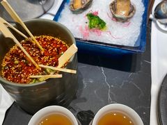 -红鼎豆捞·非遗鲍皇汤火锅(宝丰路店)